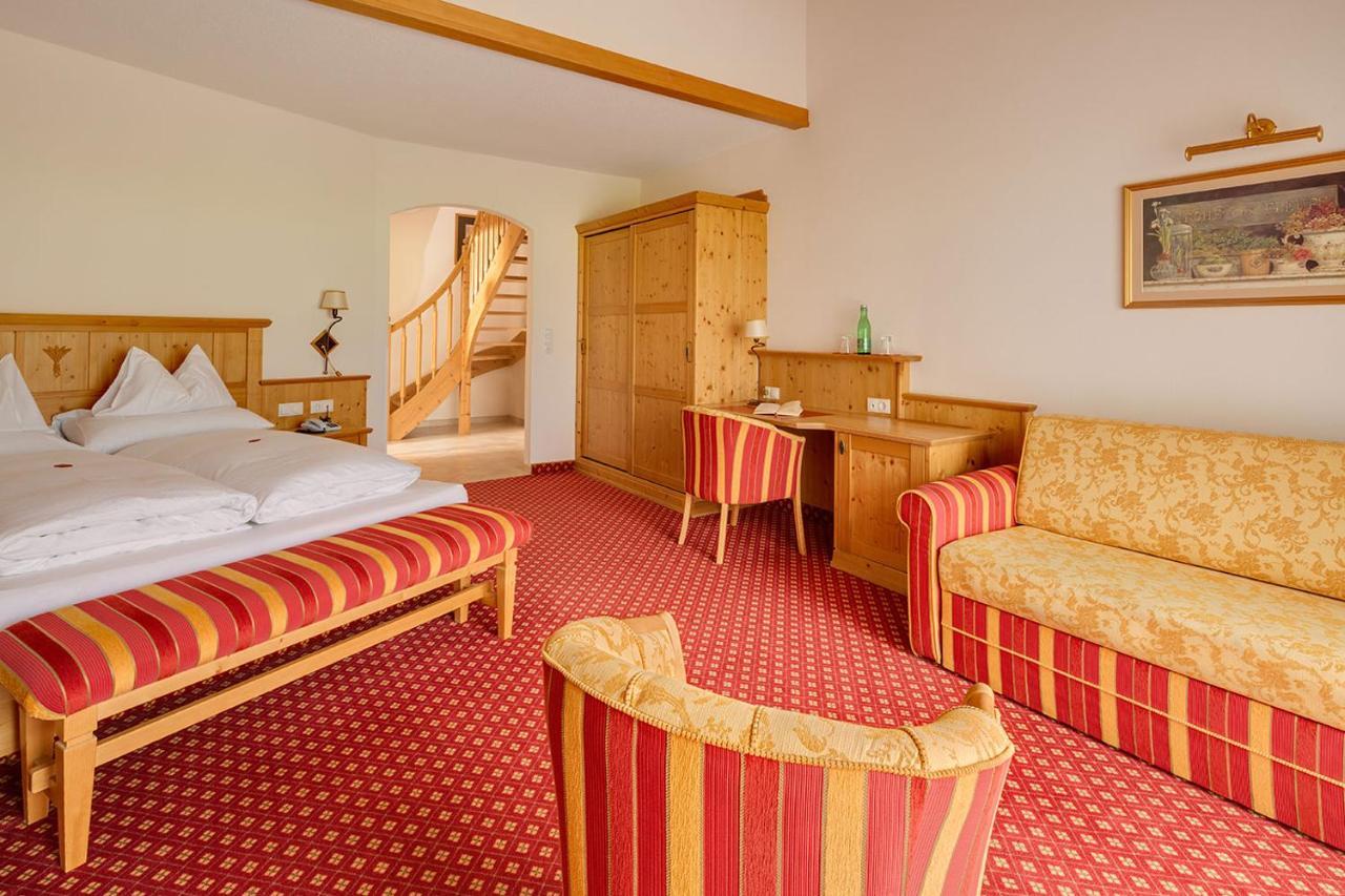 Hotel Edenlehen マイヤーホーフェン エクステリア 写真